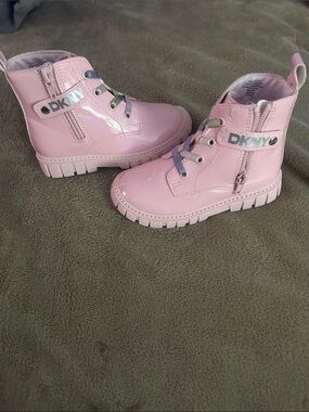 Little girl DKNY boots NWOT